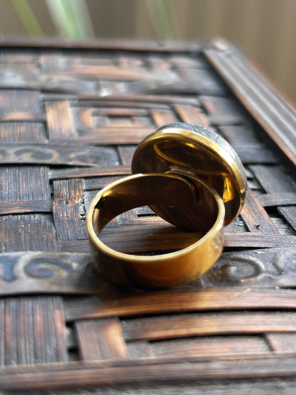 Maligano Jasper on Gold Plate
