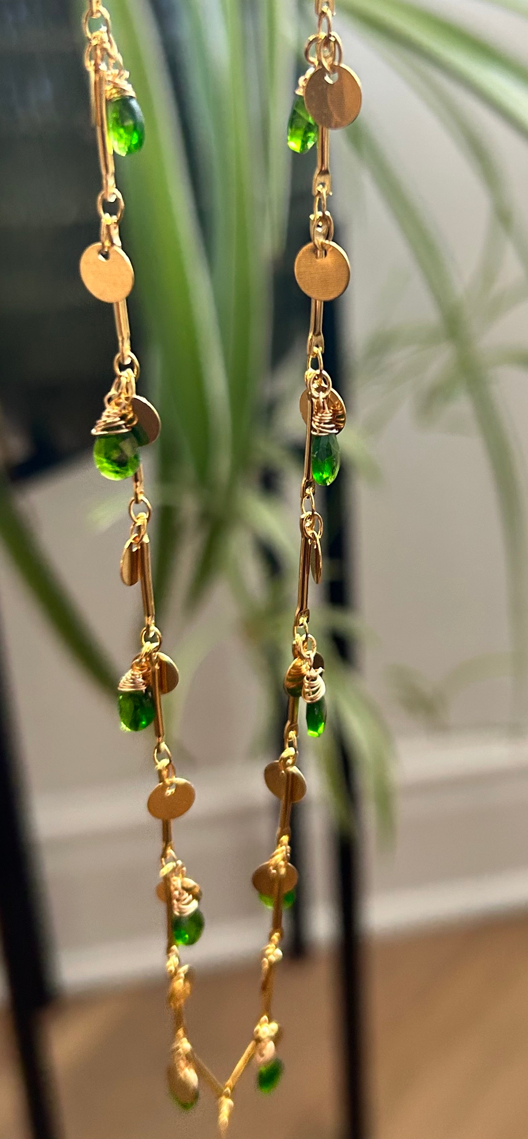 Diopside on 24ct Gold Coin Plate Chain