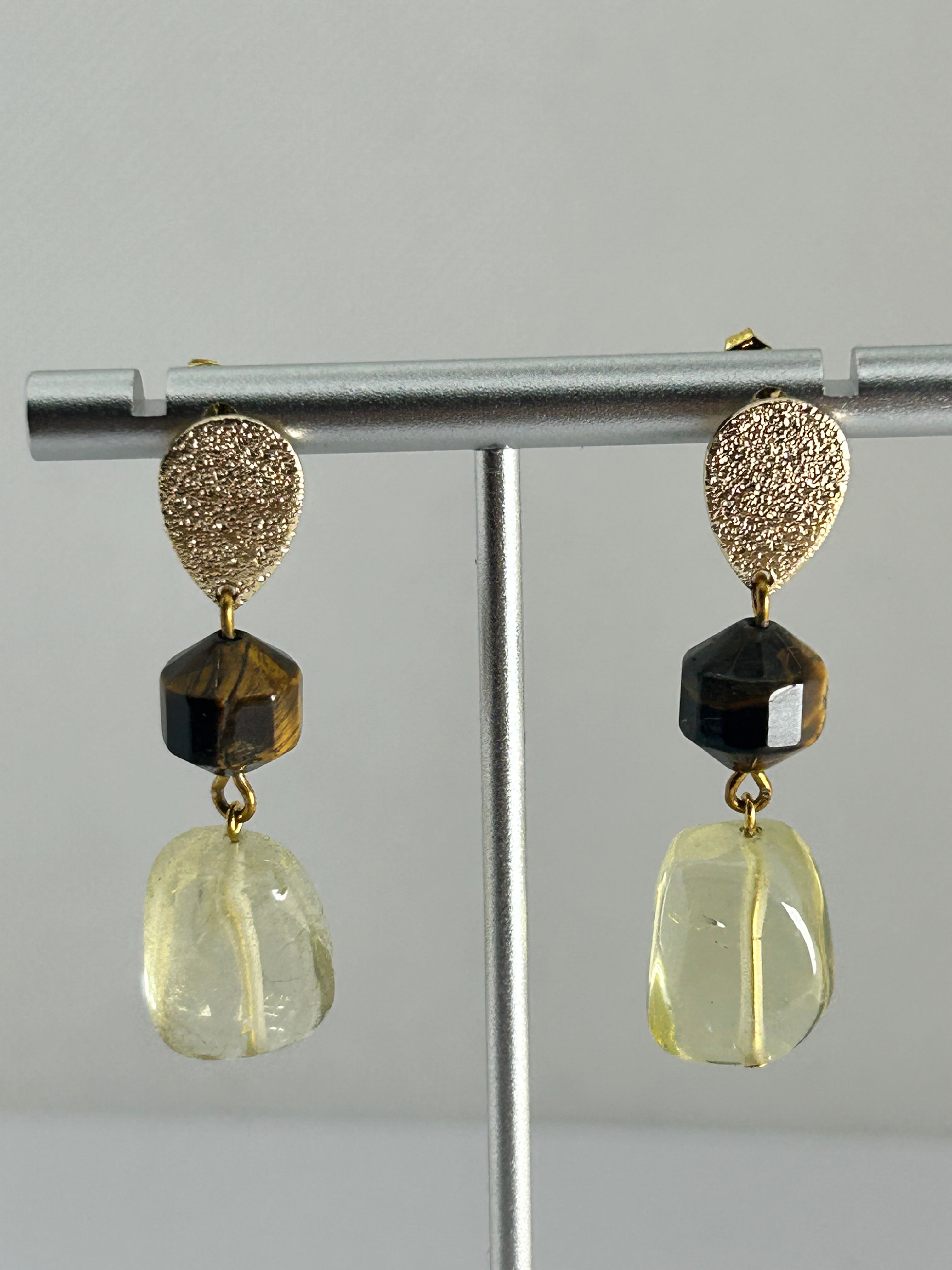 Tiger's Eye & Lemon Quartz on Gold Plate